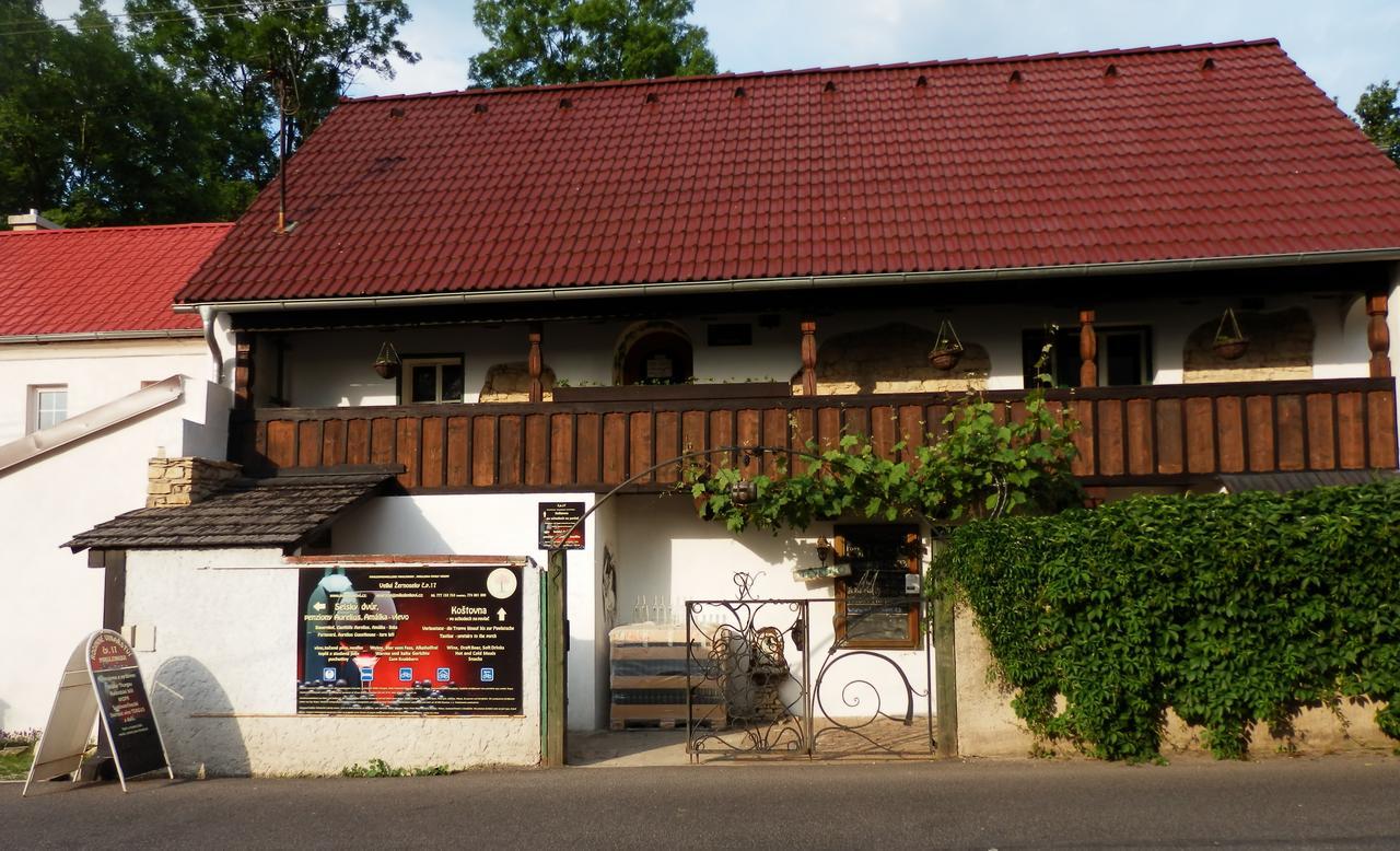 Rodinne Vinarstvi Mikulenkovi Velke Zernoseky Exterior foto
