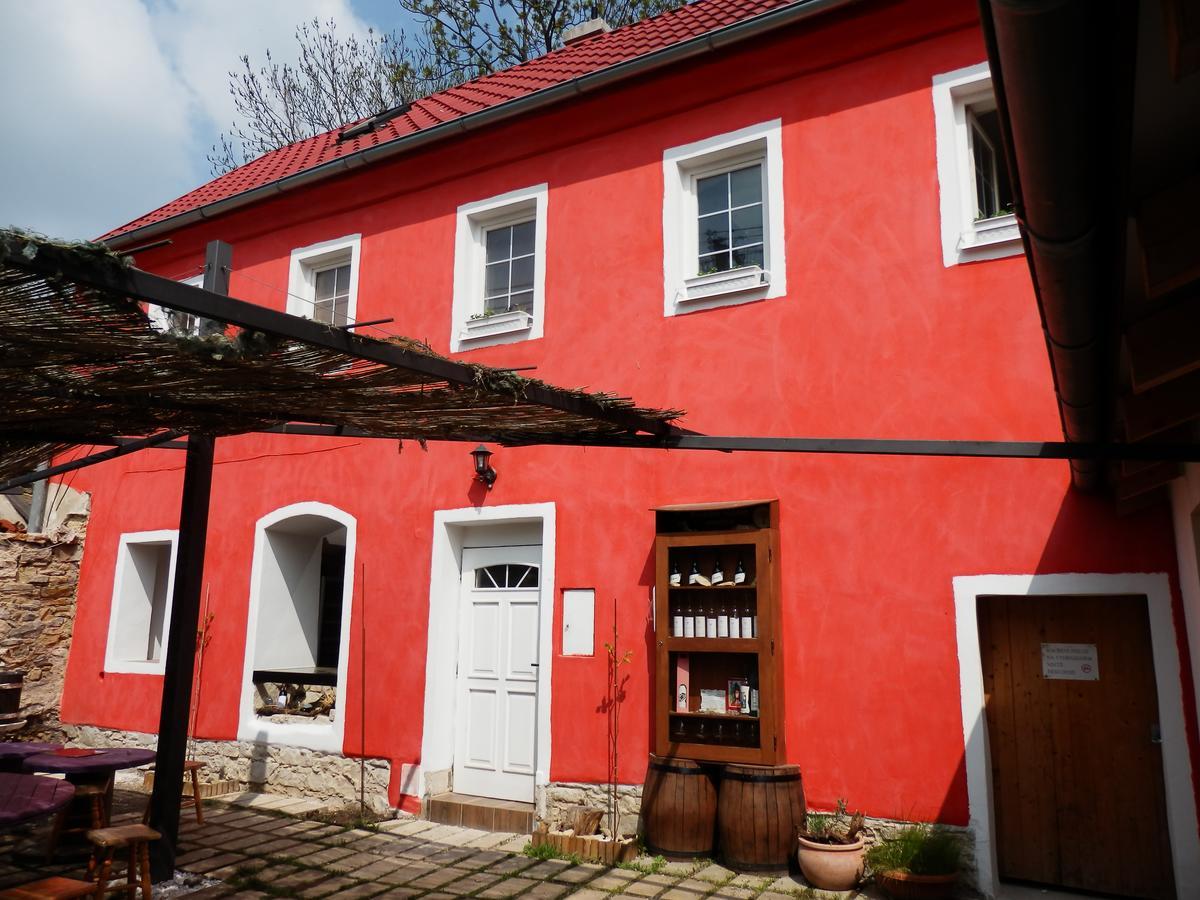 Rodinne Vinarstvi Mikulenkovi Velke Zernoseky Exterior foto