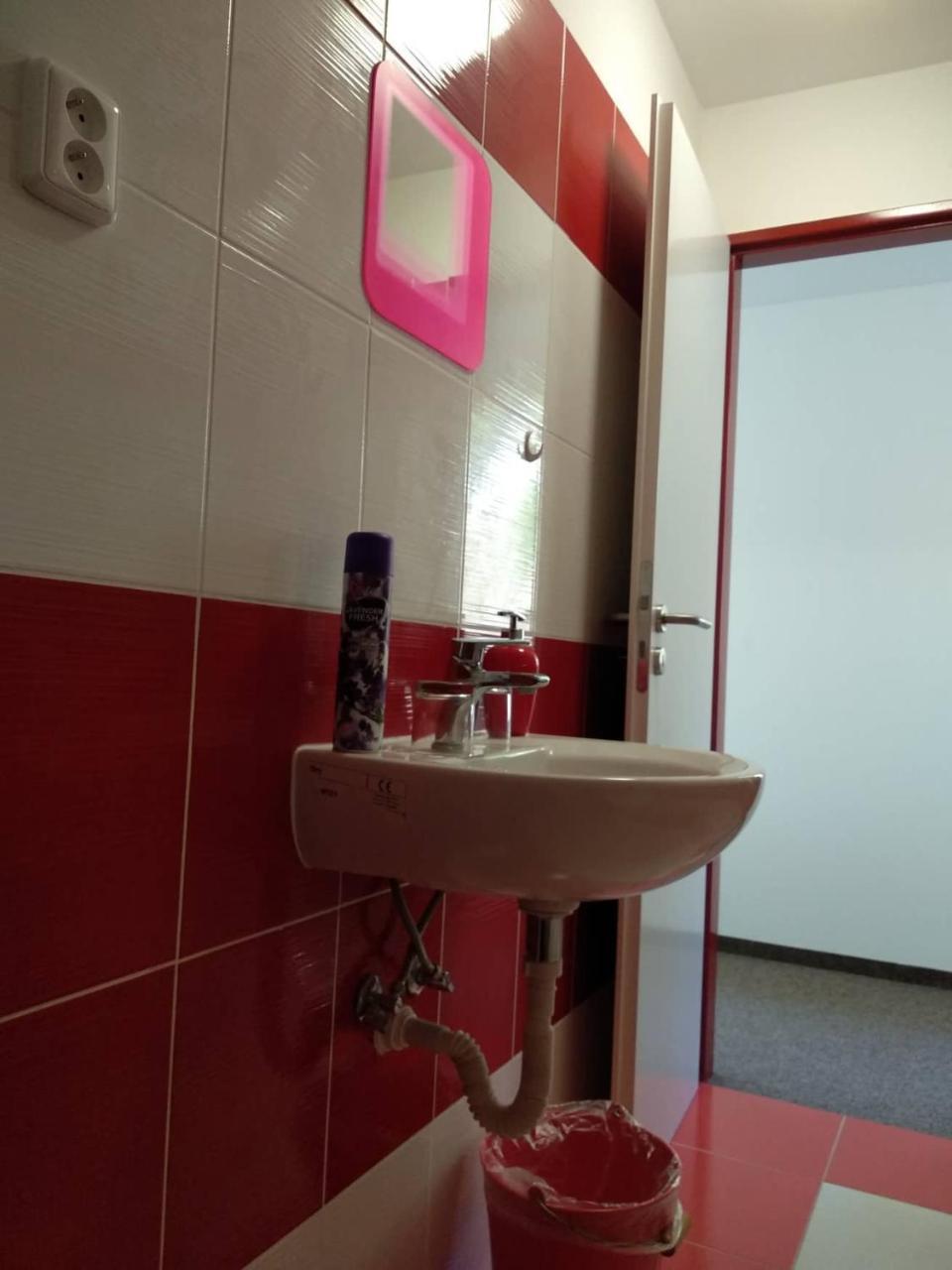 Rodinne Vinarstvi Mikulenkovi Velke Zernoseky Exterior foto